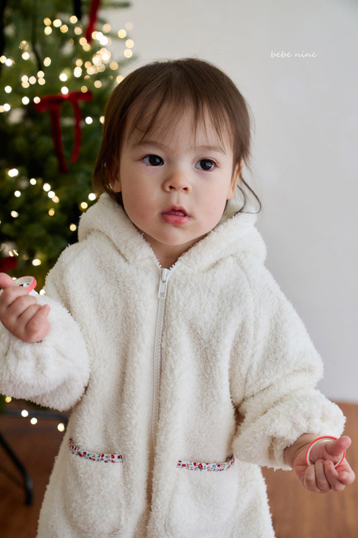 兔仔帶帽連身衣